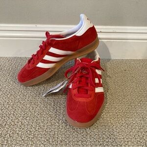 Adidas Gazelle Indoor — Better Scarlet / Ftwr White / Gum 2 (Never Worn)